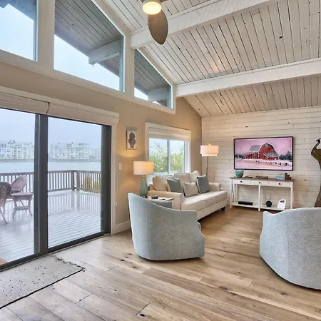 Paradise Along Boca Ciega Bay